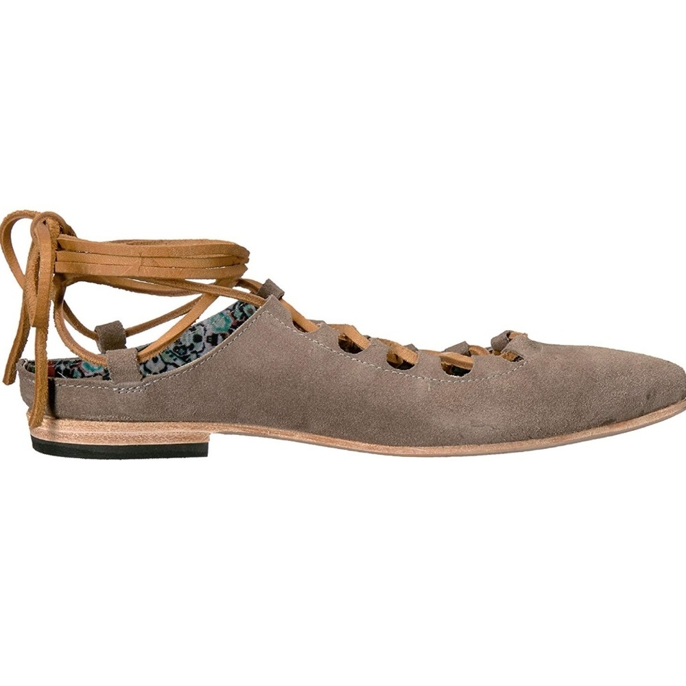Darling Freebird Lace-Up Flats - Picture 3 of 5